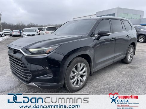 Used 2024 Toyota Grand Highlander XLE image 1
