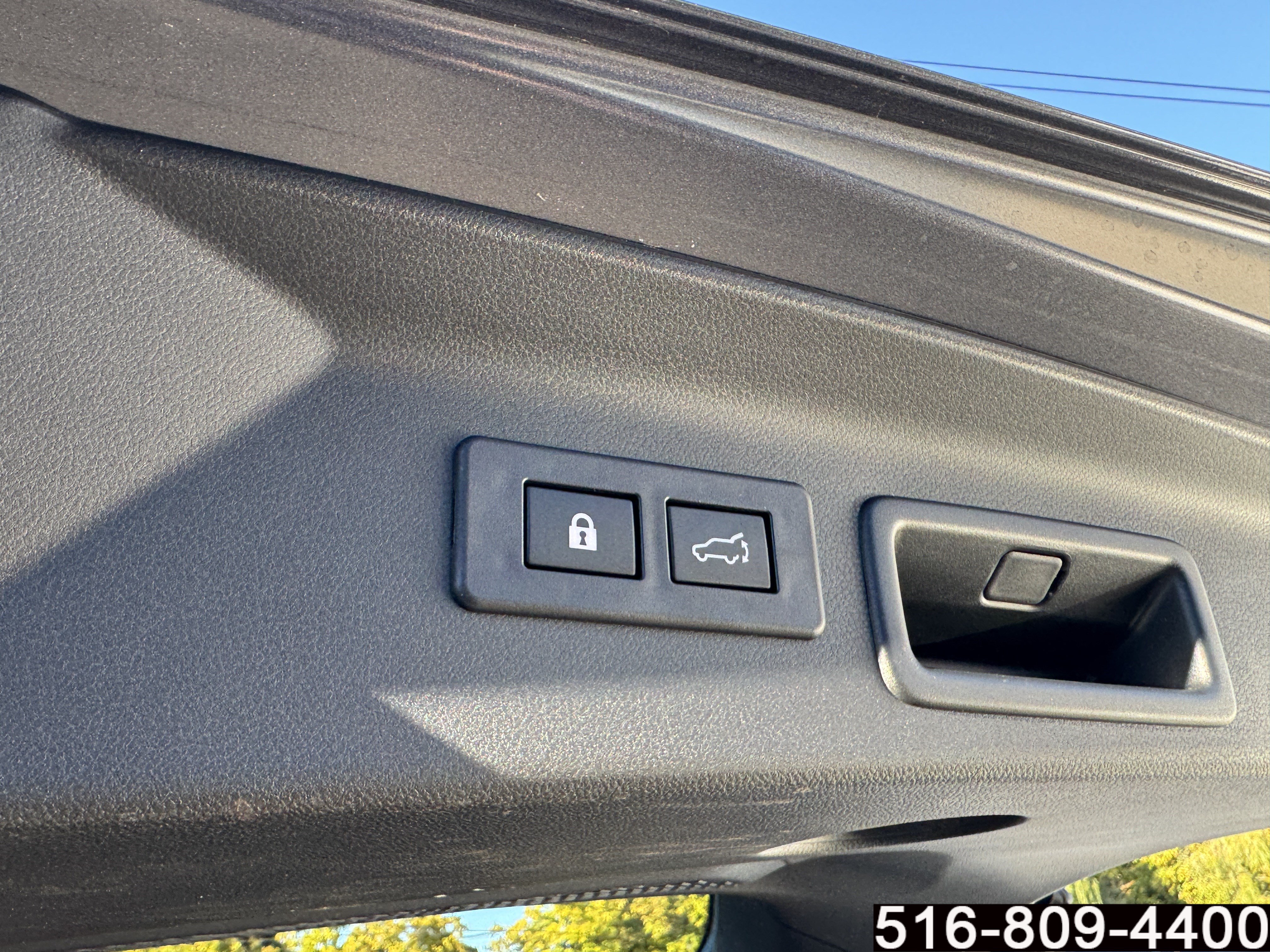 Used 2025 Subaru Forester Touring AWD/4WD image 34