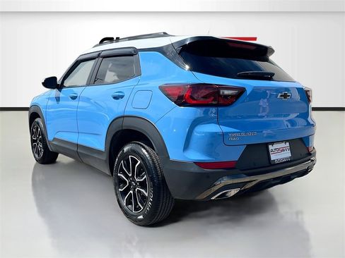 Used 2024 Chevrolet TrailBlazer ACTIV w/ Convenience Package image 5