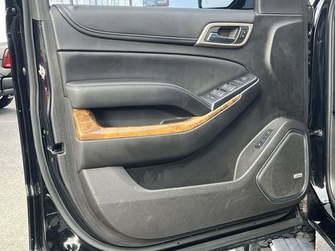 Used 2015 GMC Yukon XL Denali w/ Premium Package image 15