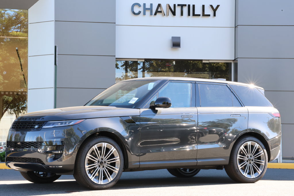 New 2027 Land Rover Range Rover Sport SE AWD/4WD image 1