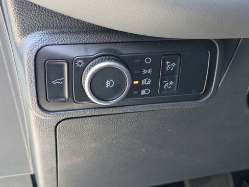 Used 2025 Ford Explorer Active w/ Active Comfort Package AWD/4WD image 14