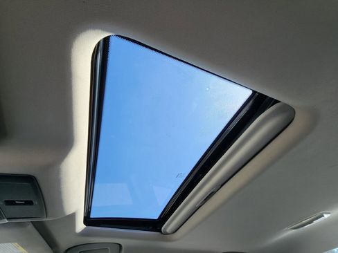 Used 2019 Nissan Altima 2.5 SR w/ SR Premium Package image 27