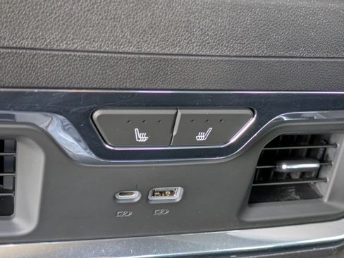 Used 2023 GMC Sierra 1500 Denali w/ Denali Reserve Package AWD/4WD image 22