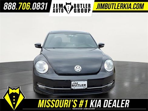 Used 2013 Volkswagen Beetle 2.0T image 32