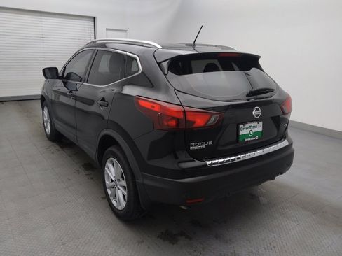 Used 2019 Nissan Rogue Sport SV w/ Technology Package image 5