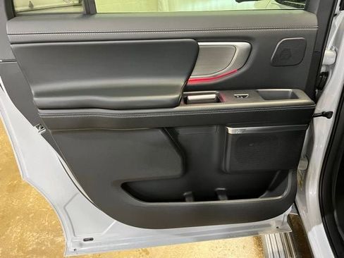 New 2026 Ford Expedition Max Platinum image 26