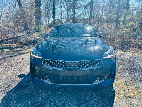 Used 2019 Kia Stinger GT1 image 8