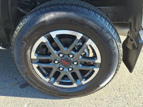 Used 2024 Toyota Tacoma TRD Sport image 20