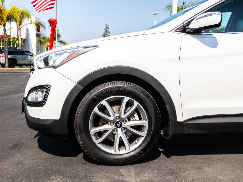 Used 2016 Hyundai Santa Fe Sport 2.0T FWD image 5