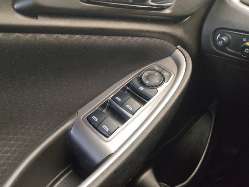 Used 2024 Chevrolet Malibu LT image 27