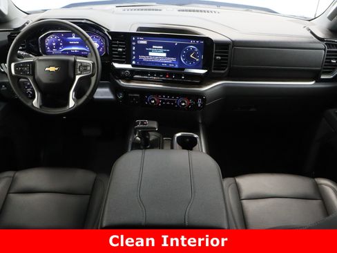 Used 2025 Chevrolet Silverado 1500 LT w/ Leather Package image 29