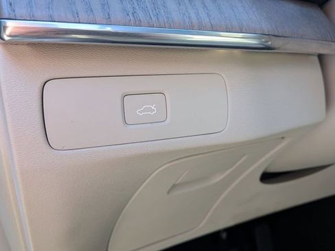 Certified 2023 Volvo XC90 B6 Plus w/ Protection Package image 22