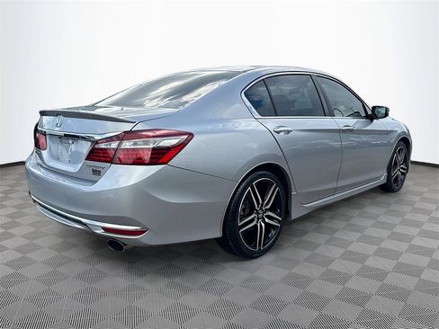 Used 2016 Honda Accord Sport image 6