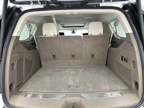 Used 2021 GMC Yukon XL Denali w/ Denali Premium Package image 16