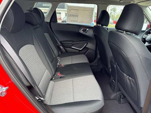 New 2025 Kia Soul EX FWD image 13