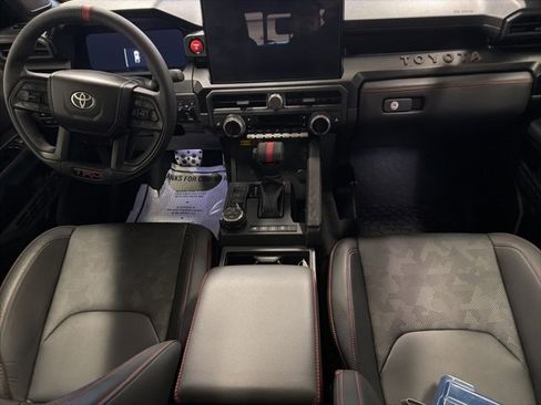 Used 2025 Toyota Tacoma TRD Pro image 22