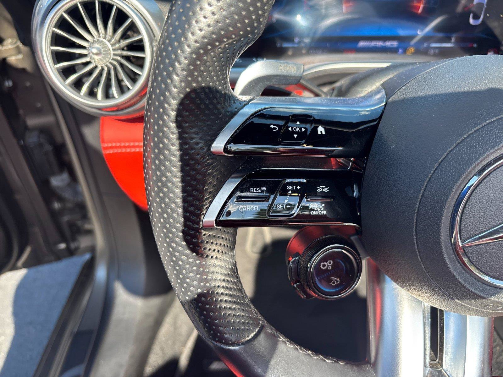 Used 2022 Mercedes-Benz SL 55 AMG 4MATIC image 19