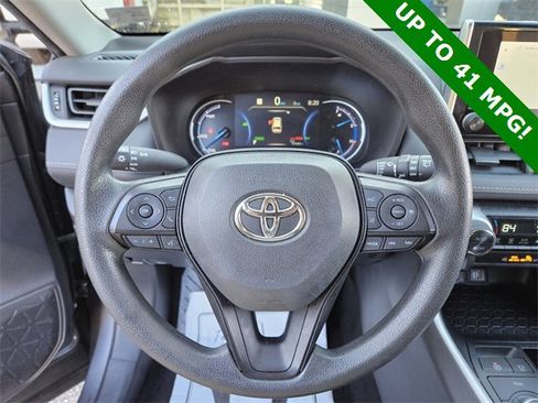 Used 2024 Toyota RAV4 XLE image 25