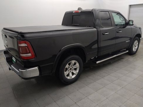 Used 2019 RAM 1500 Laramie AWD/4WD image 10