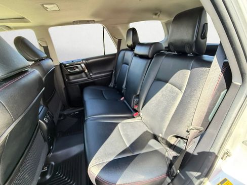 Used 2018 Toyota 4Runner TRD Off-Road Premium image 28