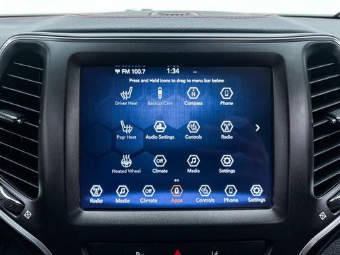 Used 2022 Jeep Cherokee Trailhawk w/ Comfort/Convenience Group image 24