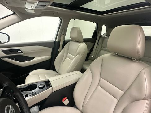 Certified 2021 Nissan Rogue SL w/ Premium Package AWD/4WD image 9