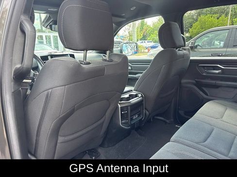 Used 2022 RAM 1500 Big Horn AWD/4WD image 9