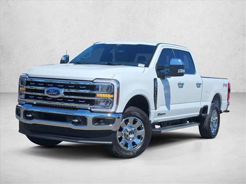 Used 2024 Ford F350 Lariat w/ Chrome Package AWD/4WD image 4