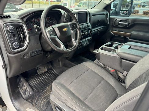 Used 2022 Chevrolet Silverado 3500 LT w/ Convenience Package image 34