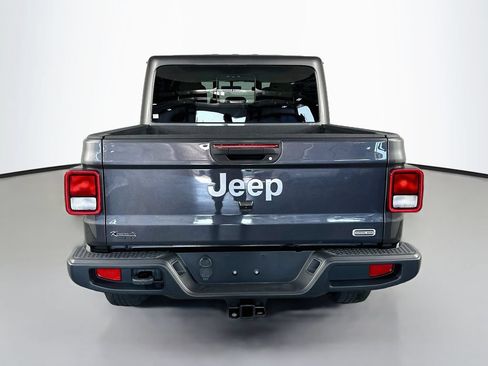 Used 2022 Jeep Gladiator Overland w/ Popular Equipment Package AWD/4WD image 6
