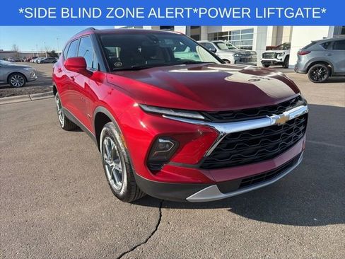 Used 2023 Chevrolet Blazer LT w/ Convenience Package image 3