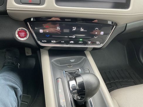 Used 2016 Honda HR-V EX image 29