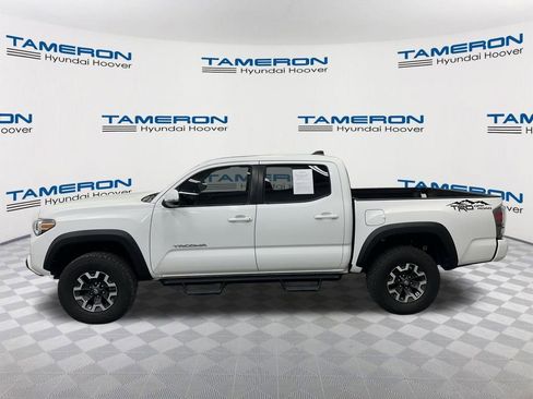 Used 2020 Toyota Tacoma TRD Off-Road w/ TRD Premium Off Road Package AWD/4WD image 2