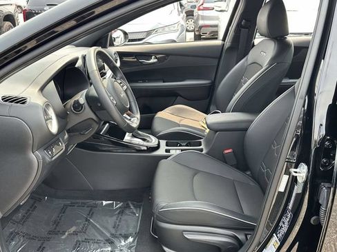 Used 2023 Kia Forte GT-Line w/ GT-Line Technology Package FWD image 18