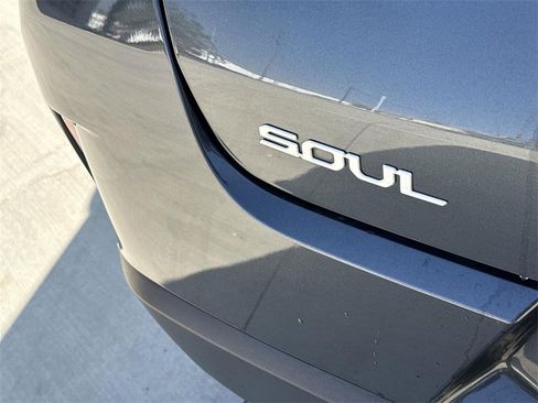 Used 2024 Kia Soul LX w/ Option Group 015 image 27