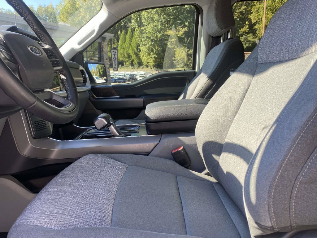 Used 2023 Ford F150 Lightning XLT AWD/4WD image 15