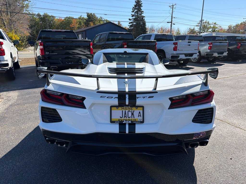 Used 2022 Chevrolet Corvette Stingray Premium Conv w/ Z51 Performance Package RWD image 4