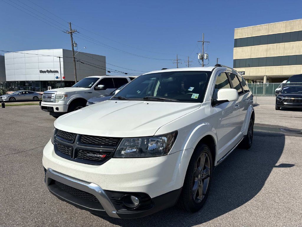Used 2016 Dodge Journey Crossroad FWD image 3