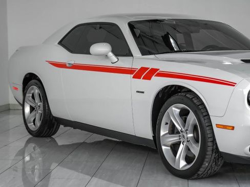 Used 2018 Dodge Challenger R/T w/ Sound Group image 52