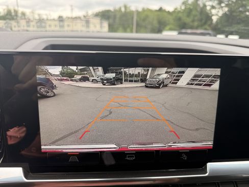 New 2025 GMC Sierra 1500 SLE w/ Preferred Package image 15