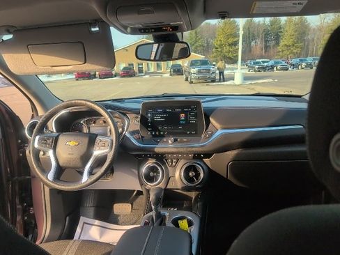 Used 2024 Chevrolet Blazer LT w/ Convenience Package image 46