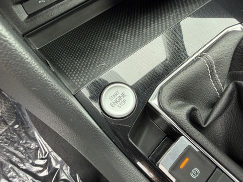 New 2026 Volkswagen Taos S FWD image 20