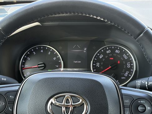 Certified 2019 Toyota RAV4 XLE Premium w/ Carpet Mat Package FWD image 19