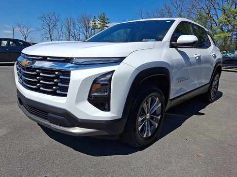 Certified 2026 Chevrolet Equinox LT w/ Convenience Package II image 3