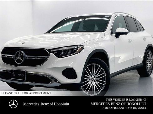 Used 2026 Mercedes-Benz GLC 300 image 1