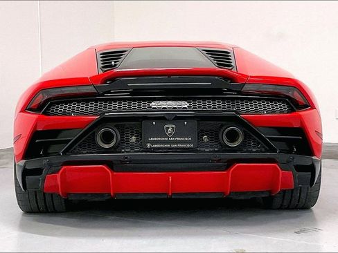 Used 2021 Lamborghini Huracan EVO RWD image 5