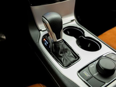 Used 2021 Jeep Grand Cherokee Trackhawk w/ Trailer Tow Group IV image 53