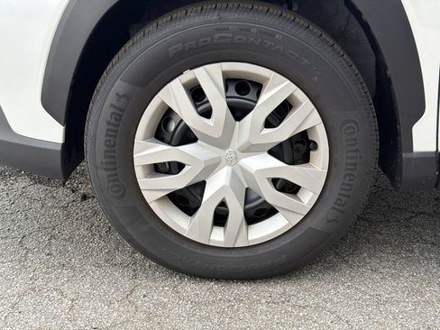 Used 2026 Toyota Corolla Cross L FWD image 11