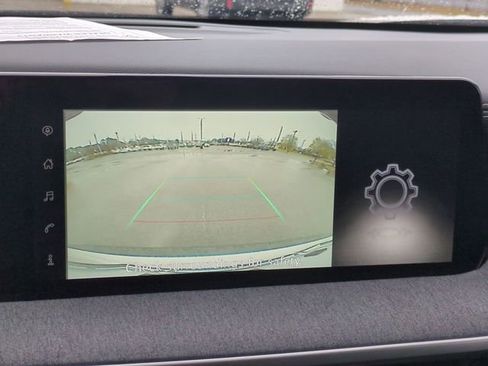 Used 2025 Nissan Kicks SV image 21